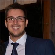 Ingegnere meccanico e progettista meccanico impartisce lezioni di fisica, matematica e disegno tecnico industriale